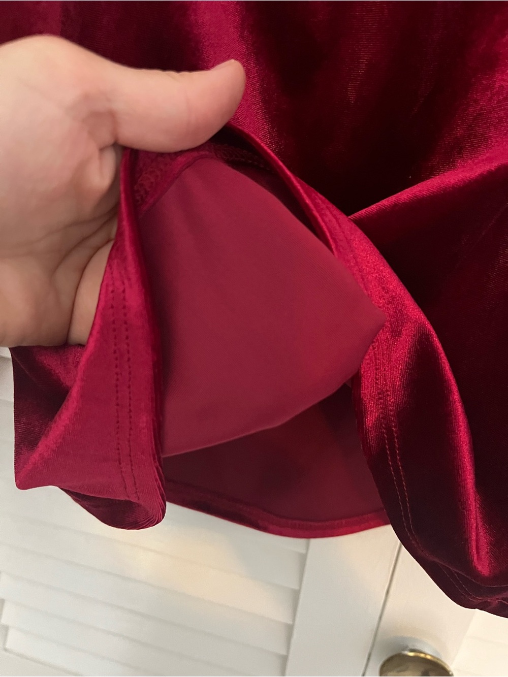 One Clothing velvet off the shoulder top red size small - Picture 3 of 6